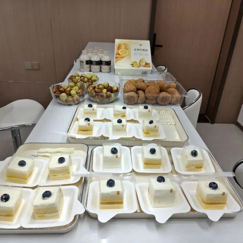 先骐动态 | 十月迎新会暨生日会圆满举行